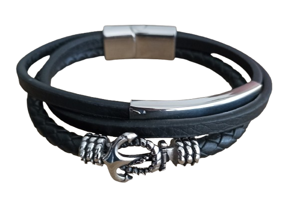 Leather and stainless steel bracelet
