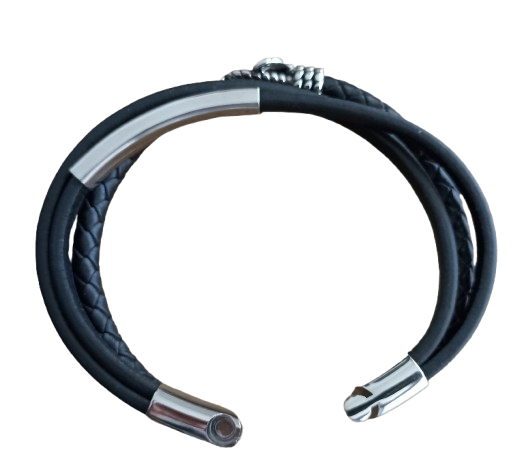 Leather and stainless steel bracelet