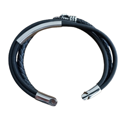 Leather and stainless steel bracelet