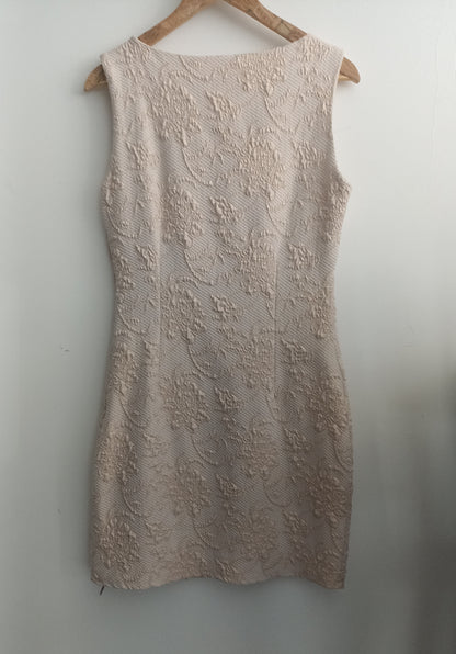 Biscuit sleeveless shift dress