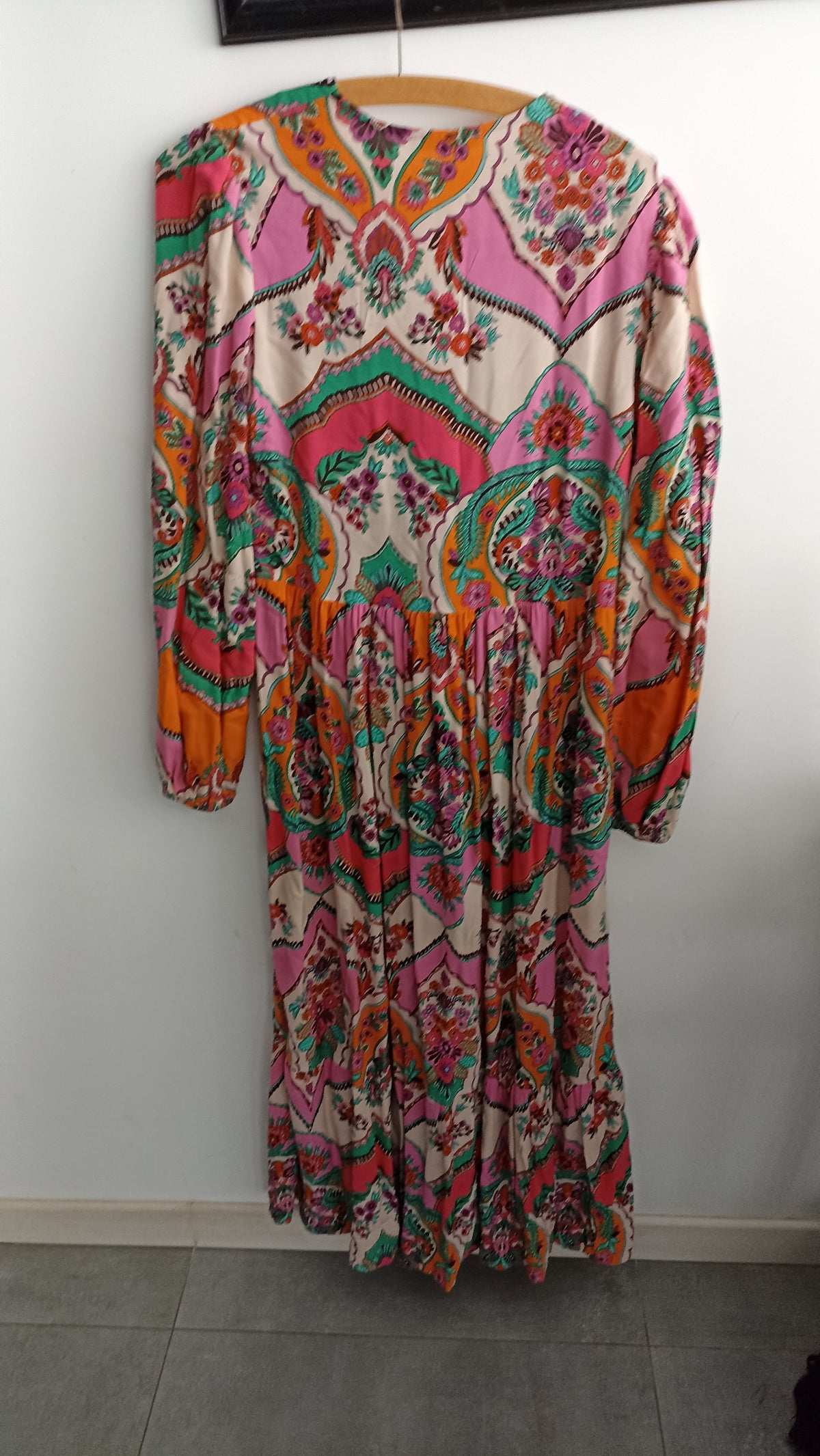 Crep Paisley Print Maxi Dress