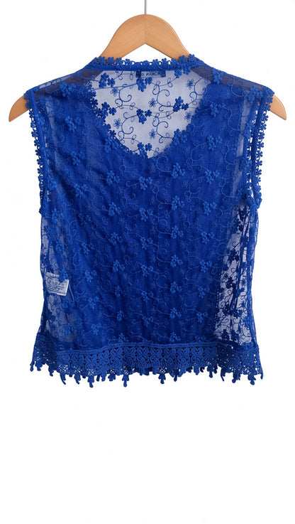 Blue lace sleeveless shirt