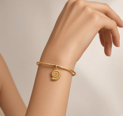 Gold Shell Charm Textured Bangle — New, Coastal Jewellery, 4mm